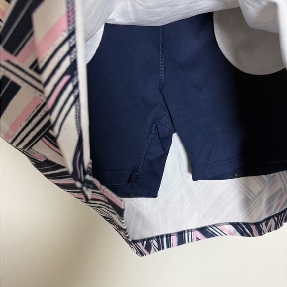 Adidas athletic skort • Women’s size SL - Picture 2 of 8